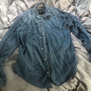 American Eagle boyfriend fit jean button down